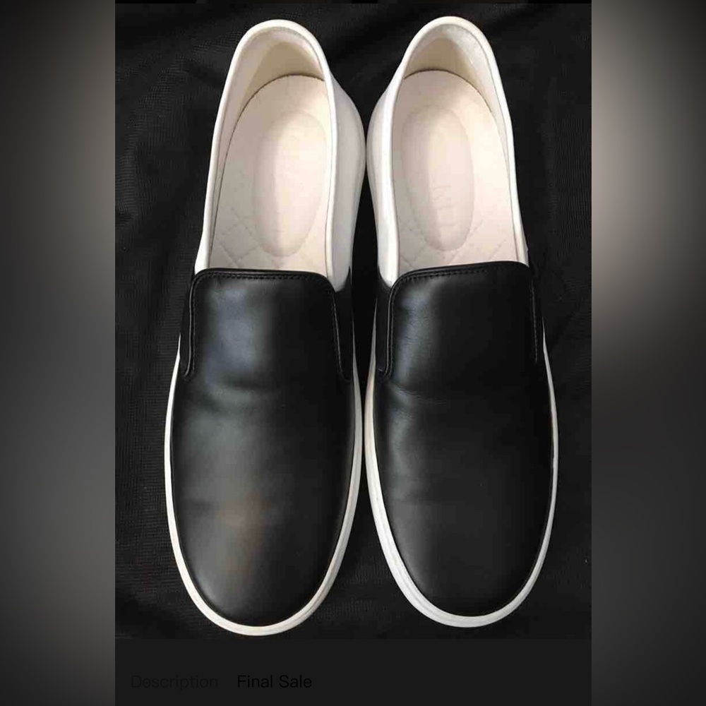 Chanel shoes, black and white sole.